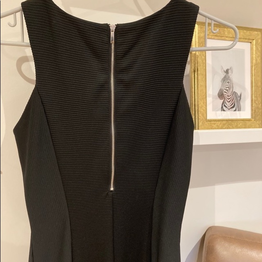 Classic black dress - Picture 2 of 4